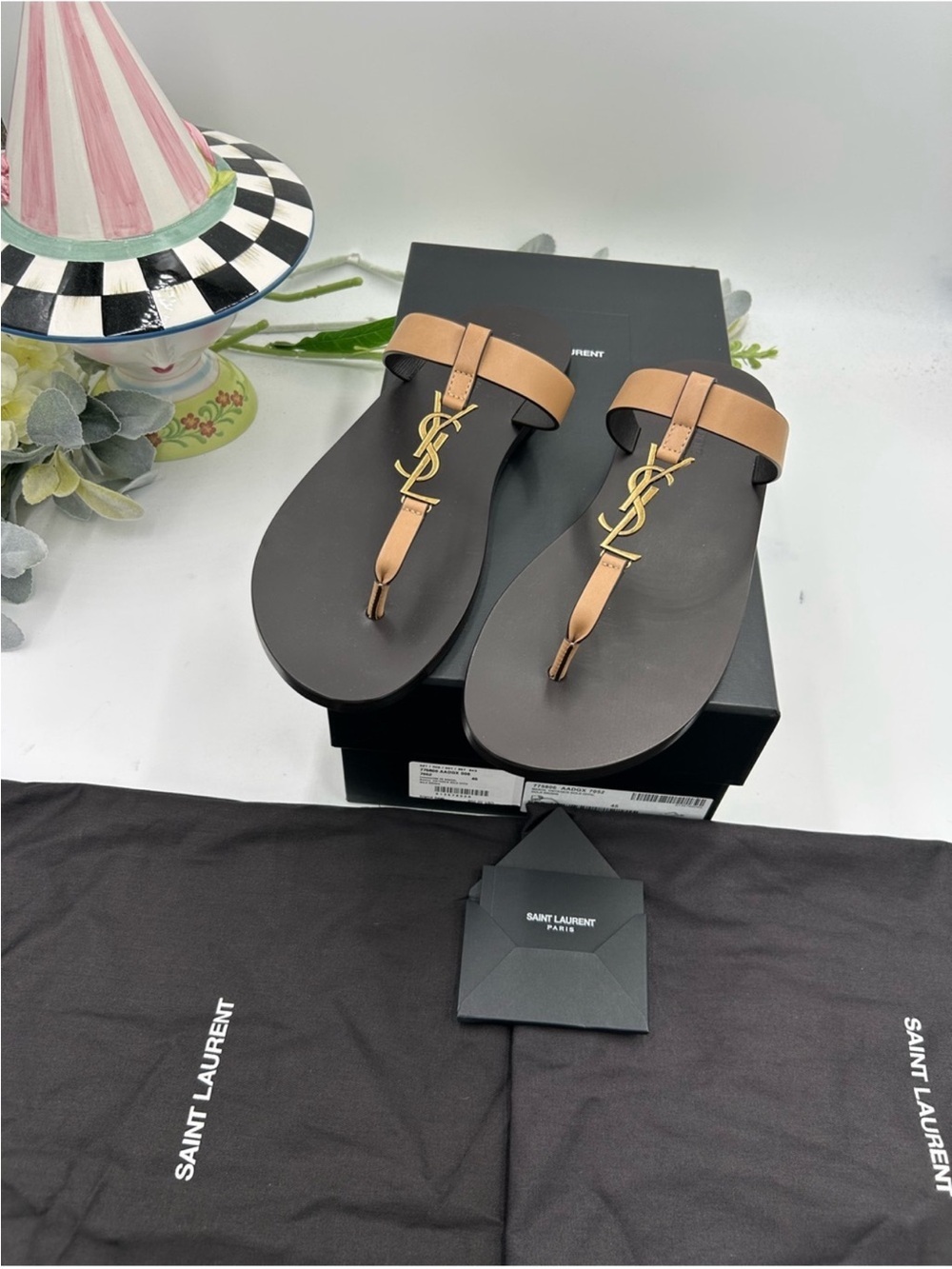 Men’s Saint Laurent CASSANDRE thong YSL sandal size 45 made in Italy